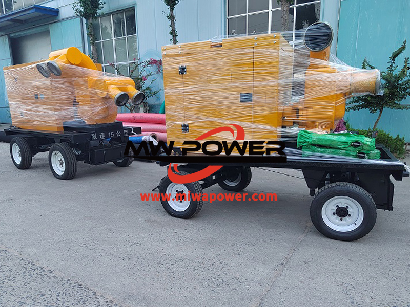 两台防汛泵车 发往安徽防汛