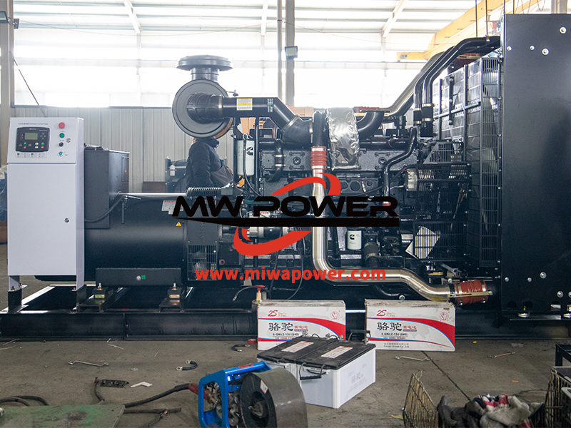 500kw康明斯发电机 发往手机代工厂
