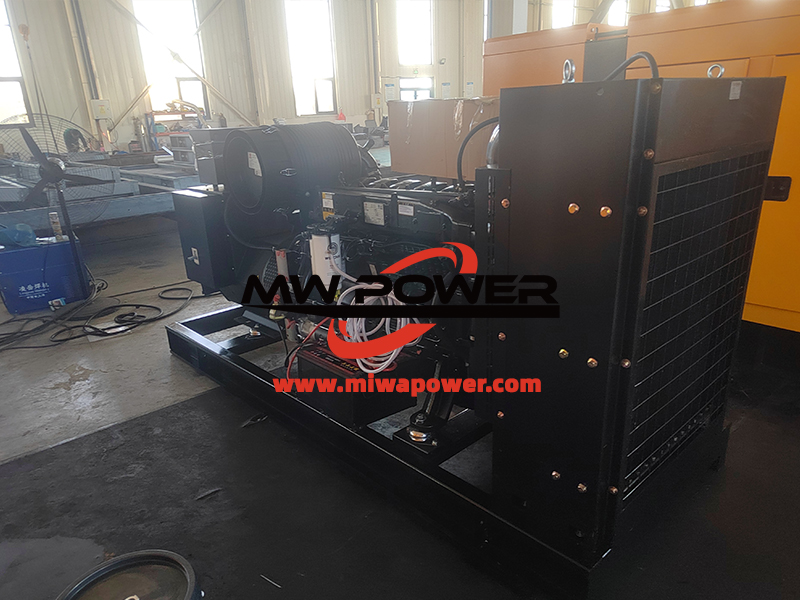 潍柴发电机组 工厂发货