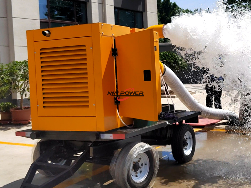 500方防汛自吸泵 发往工地